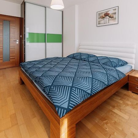 Apartment Family Bratislava Parking Slot Included! Exterior photo